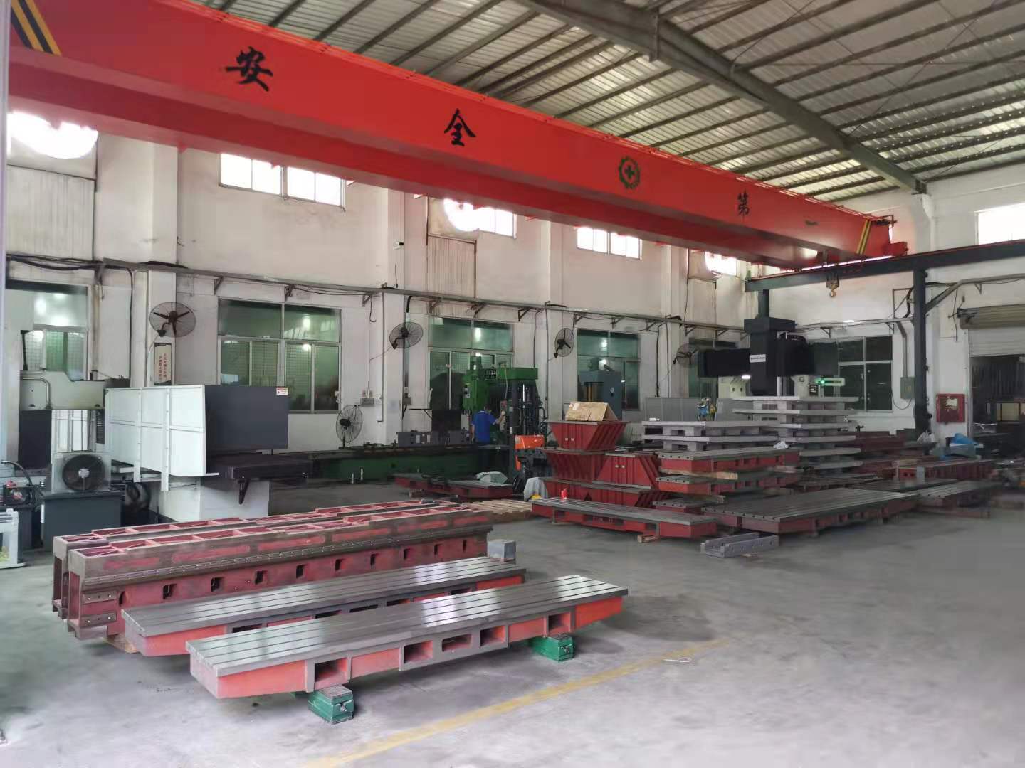 the difference and connection between cnc boring and milling machines and machining centers